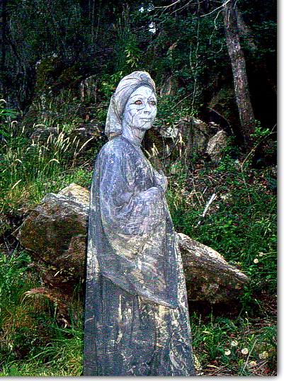 Estatua viviente, Pillan Lemu, Lago Puelo Patagonia Argentina