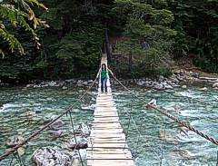 La pasarela del Rio Azul yendo al Cajon